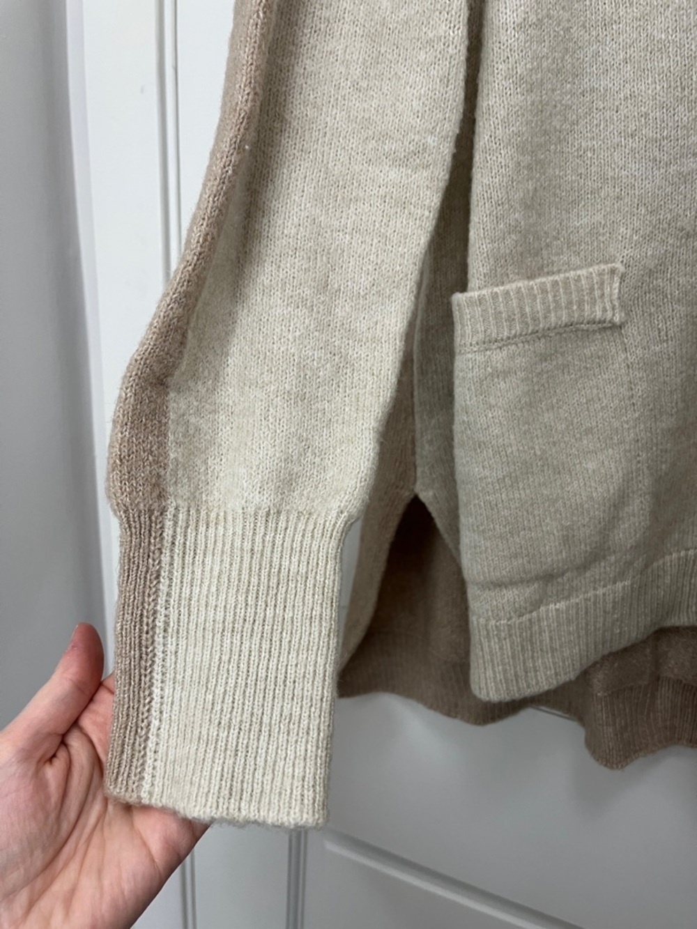 BB Dakota Steve Madden Study Date Two Toned Color Blocked Cardigan - Size Large - Picture 6 of 11